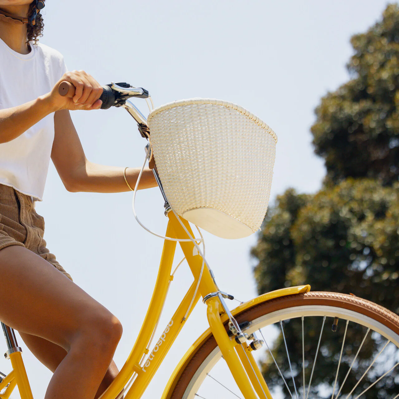 Dreamcatcher Handwoven Cane Bike Basket - Image 9