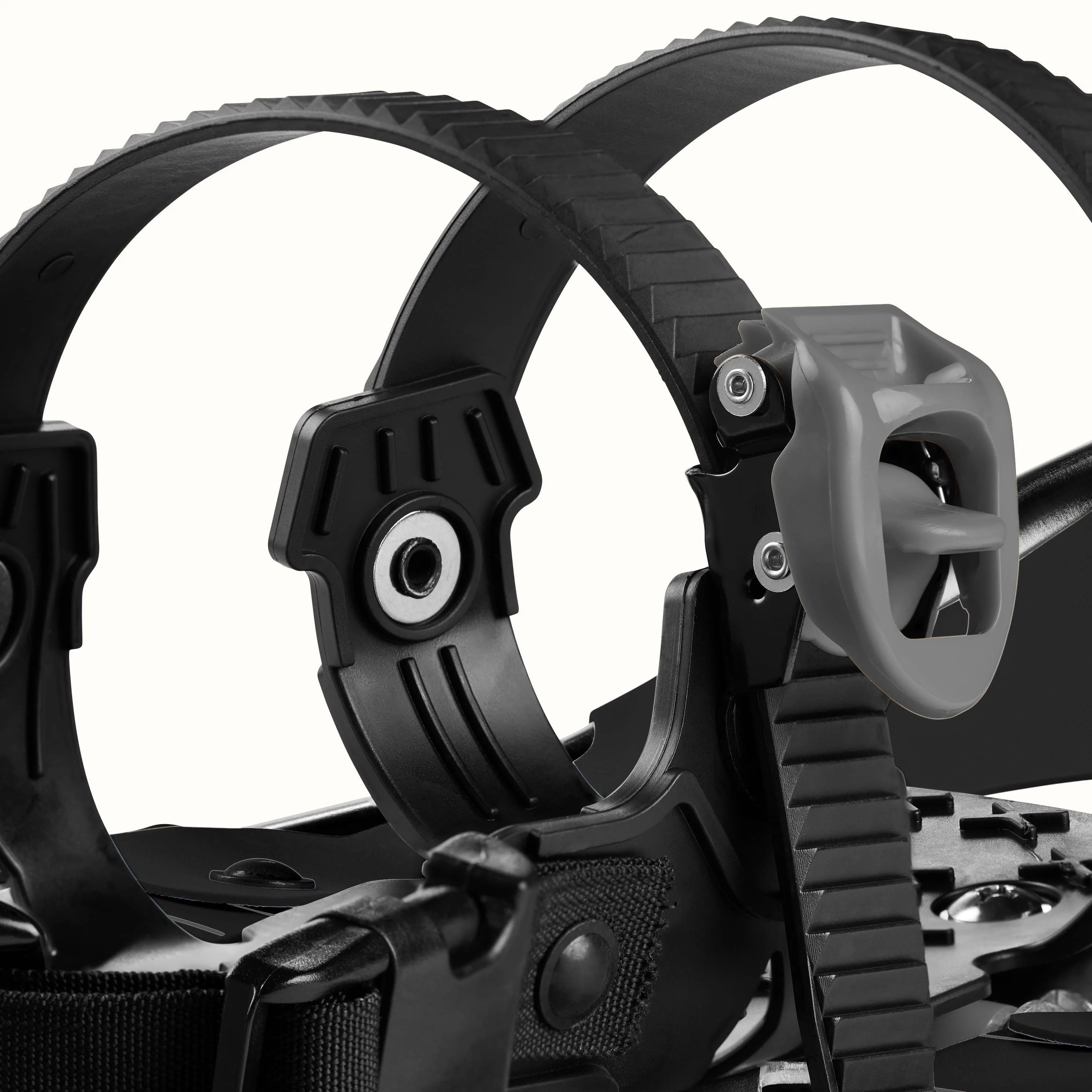 Drifter Snowshoe Bundle With Trekking Poles - Image 17