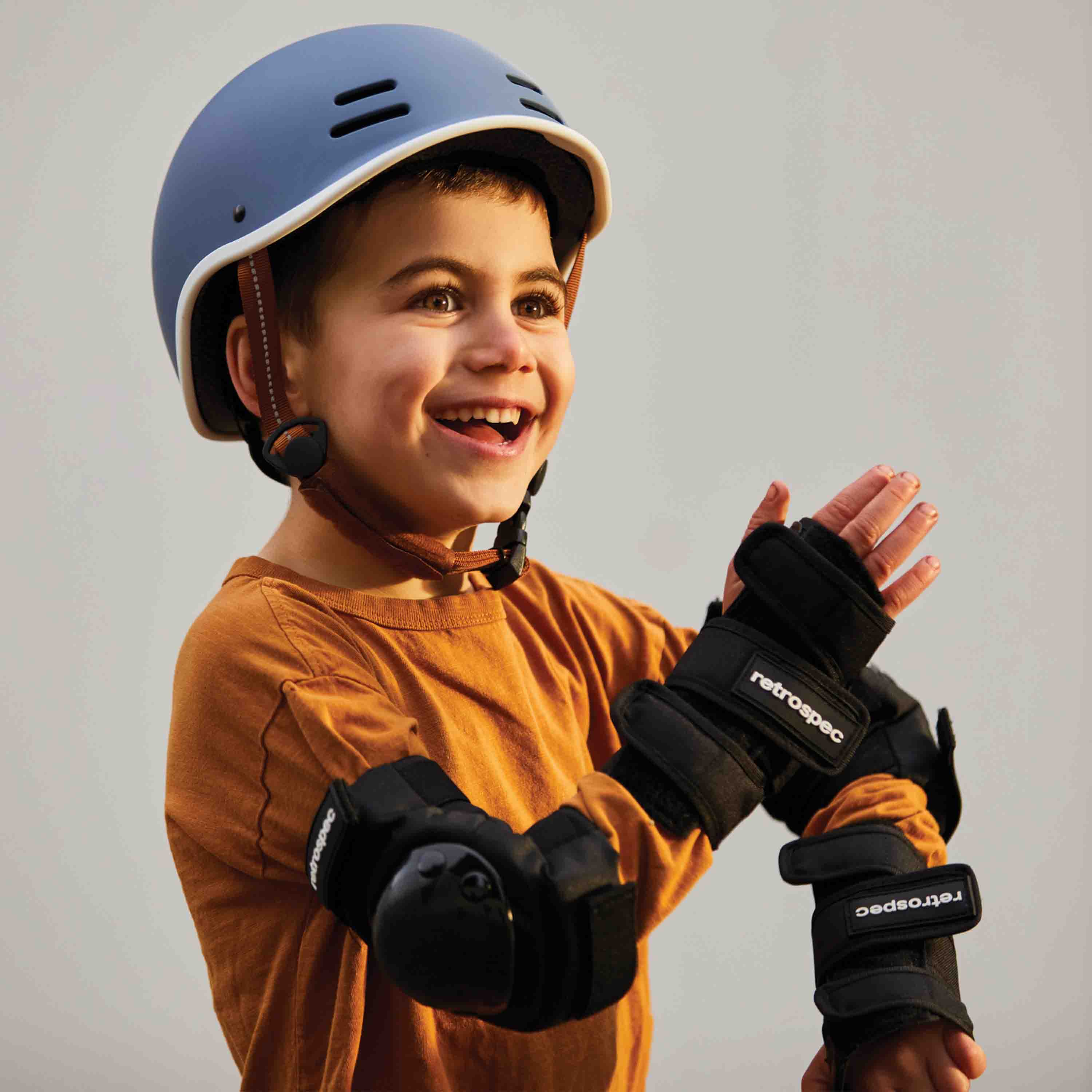 Protect Knee and Elbow Pads w/ Wrist Guards - Image 15